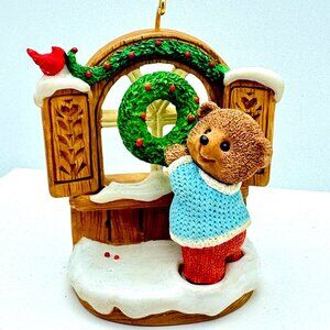 Hallmark 1996 Keepsake Ornament Tender Touches Ed Seale Premiere Exclusive